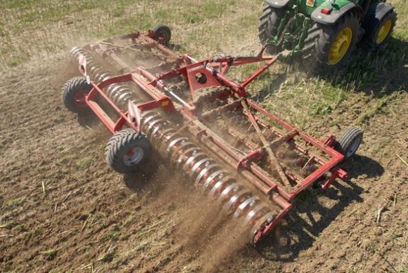 A komplex talajművelési rendszer növeli az agrárágazat versenyképességét