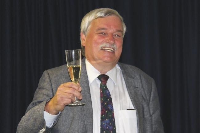 Dr. Thomas Popp, a K+S KALI GmbH és a Nemzetközi Káli Intézet (IKI) magyarországi koordinátora ez év szeptemberében nyugdíjba vonul. 