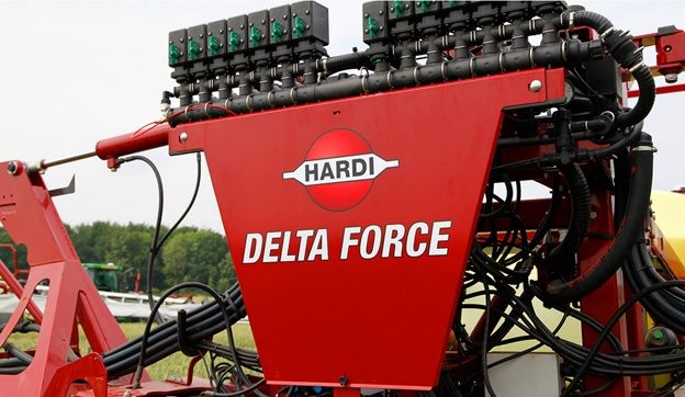 Európa több országában, így Magyarországon is a Hardi NAVIGATOR az egyik legnépszerűbb vontatott szántóföldi permetezőgép a gazdák körében.