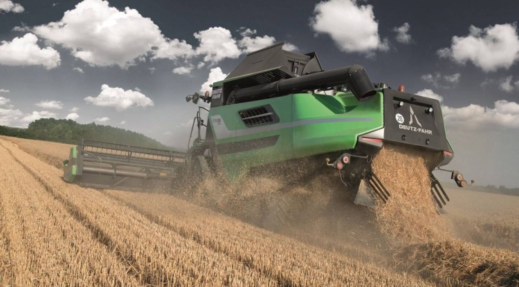 Deutz Fahr új fejlesztésű arató-cséplő gépe
