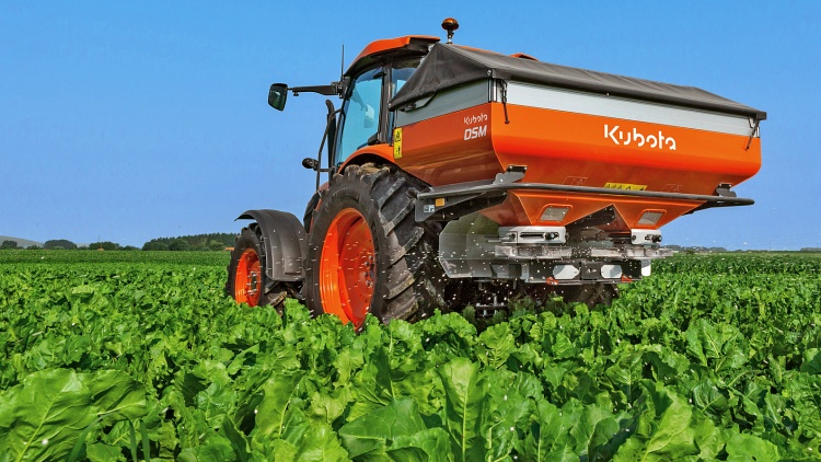 Kubota traktor és agrármunkagép