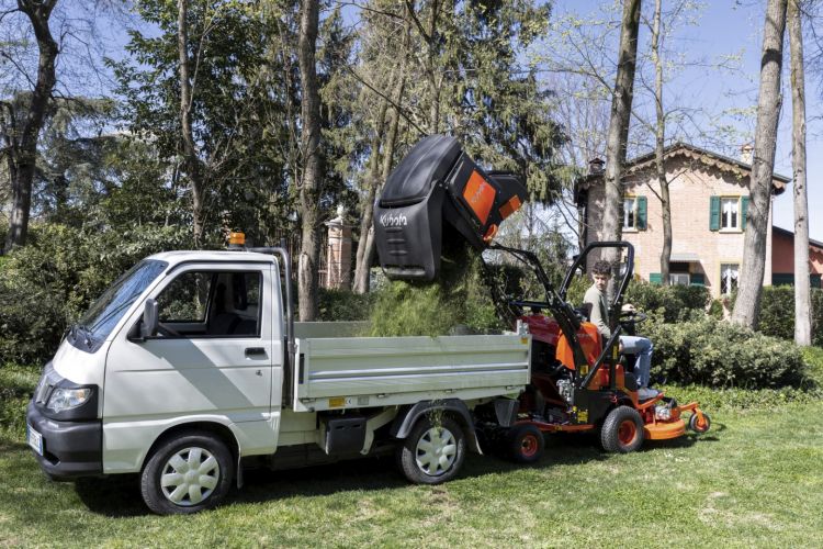 Kubota®: profi fűnyírók kommunális és lakossági célokra