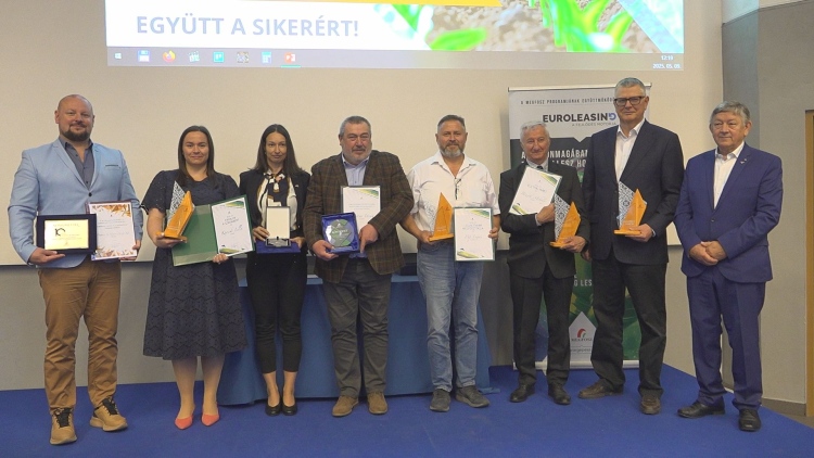 MEGFOSZ díjátadó: elismerések a közösség legjobbjainak