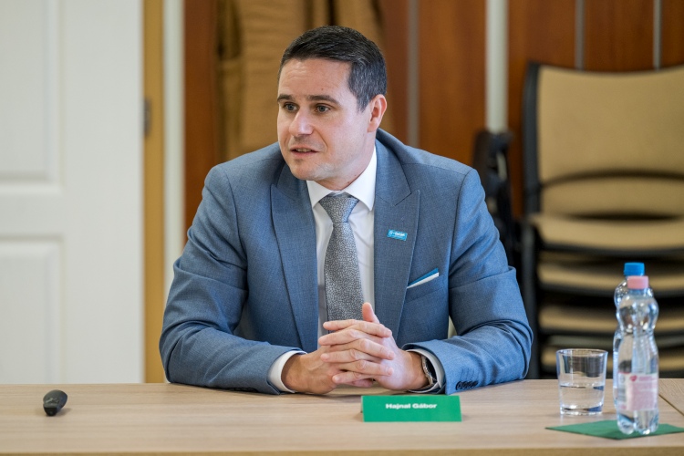 Hajnal Gábor