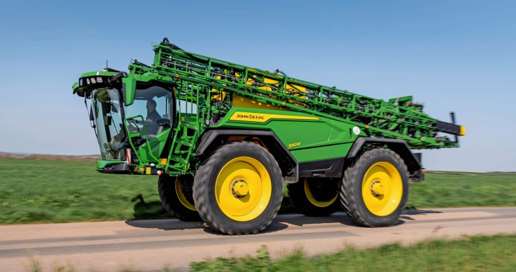 John_Deere SPS 550R közúton