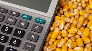 Adókalkuláció számológéppel gabonára
