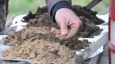 Talaj-mintavétel szelvényelemzés előtt