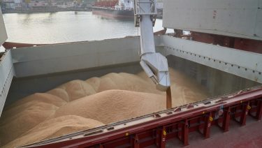 Gabonaszállítmány a Fekete-tengeren