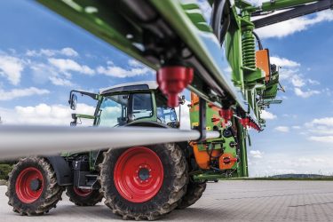 Külön figyelmet érdemel a keret tehermentesítő és biztosító rendszere