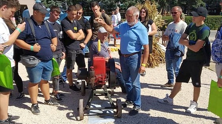 bemutató Hentz Károly gépészmérnök tanár muzeológus gépmúzeum