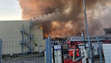 tűz baromfifeldolgozó füst tűzoltás havaria