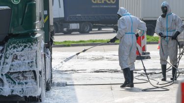 kamion fertőtlenítés járványhigiénés szakember járvány