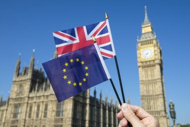 Az Egyesült Királyság és az Európai Unió zászlója
